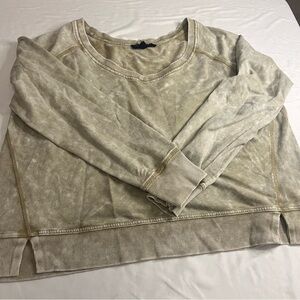 Jane + Delancey Taupe Mineral Wash V Neck Sweatshirt Women’s Large